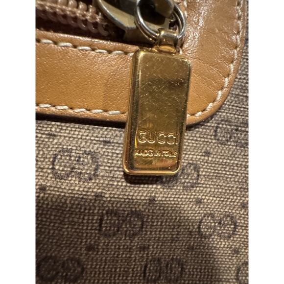 Vintage Gucci Micro GG Supreme Shoulder Bag In Tan - Picture 11 of 16
